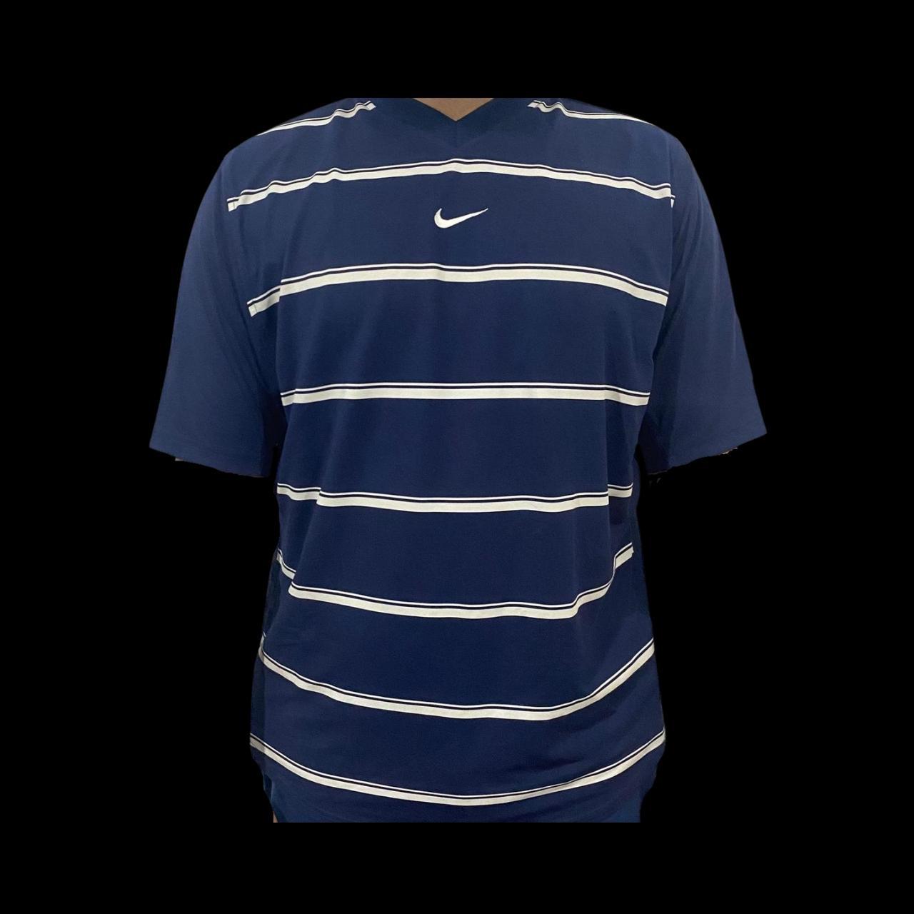 2000s Nike Rare T-Shirt